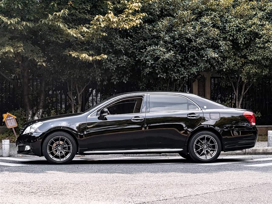 丰田 皇冠 2009 汽车图片 #4