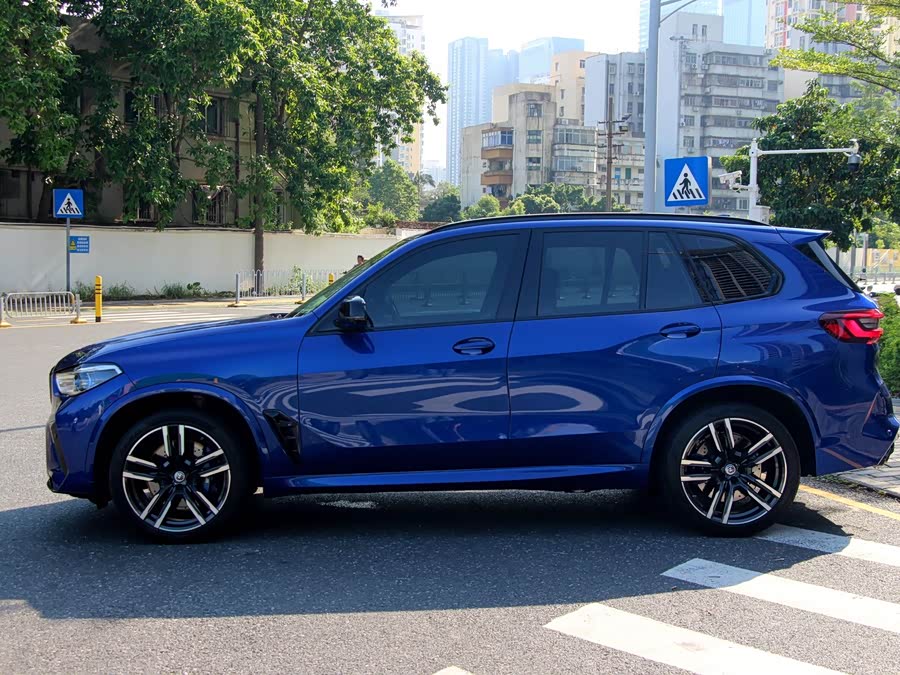 BMW X5 M 2023 #4 BMW X5 M 2023 car image #4