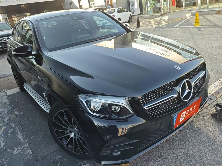 Mercedes-Benz GLC Coupe AMG 2018 #4 Mercedes-Benz GLC Coupe AMG 2018 car image #4