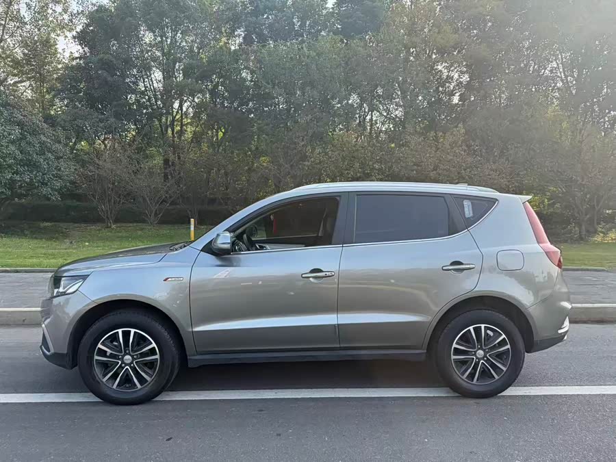 GEELY Vision X6 2018 car image #4