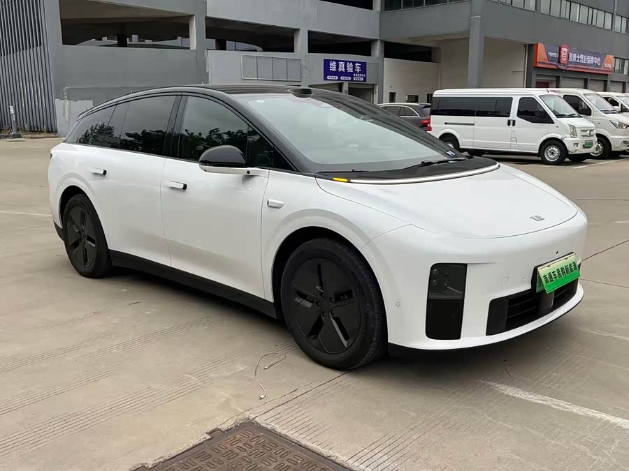 理想汽车 理想i6 2025 汽车图片 #4