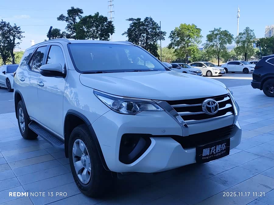 Toyota Fortuner 2019 صورة سيارة #4