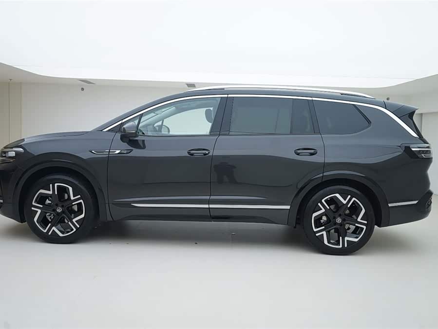 Volkswagen Talagon 2025 car image #4