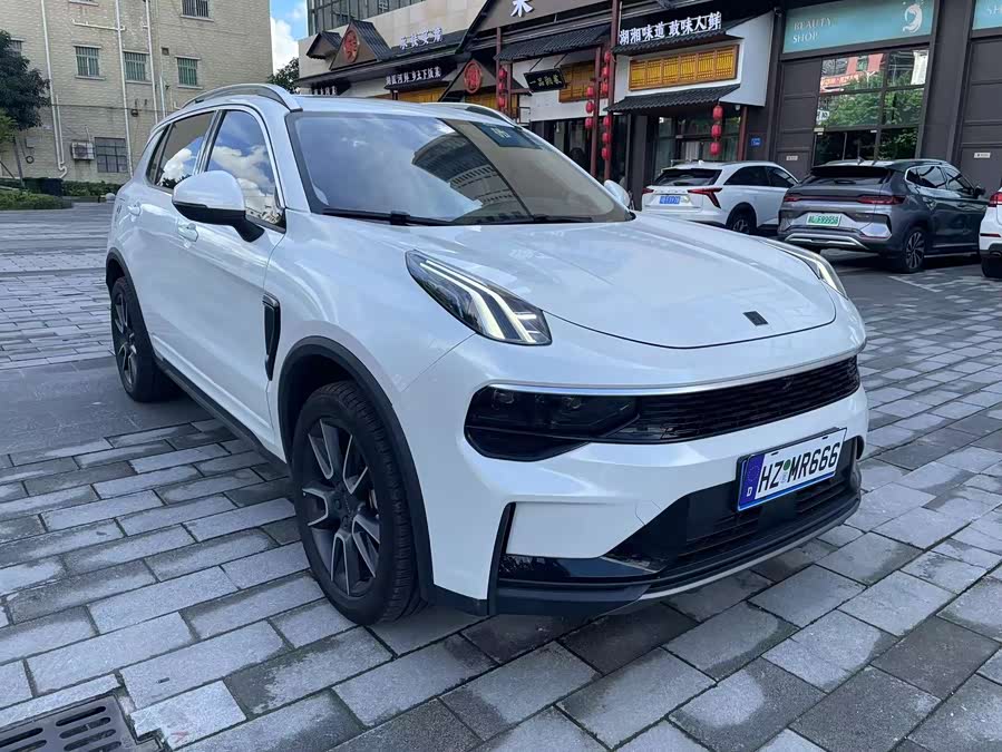 Lynk & Co 01 2023 image de voiture #4
