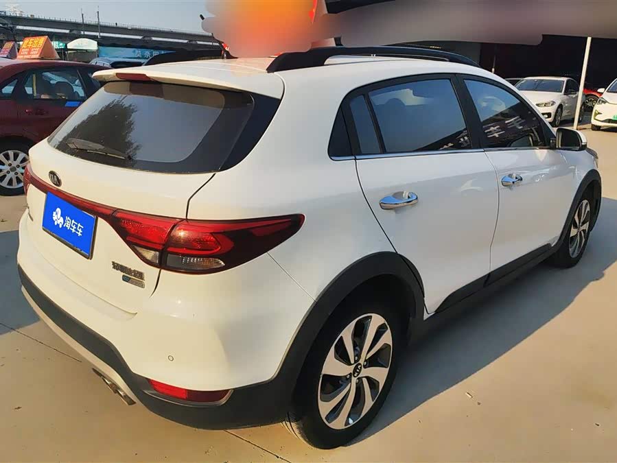 Kia Rio Cross 2019 car image #4