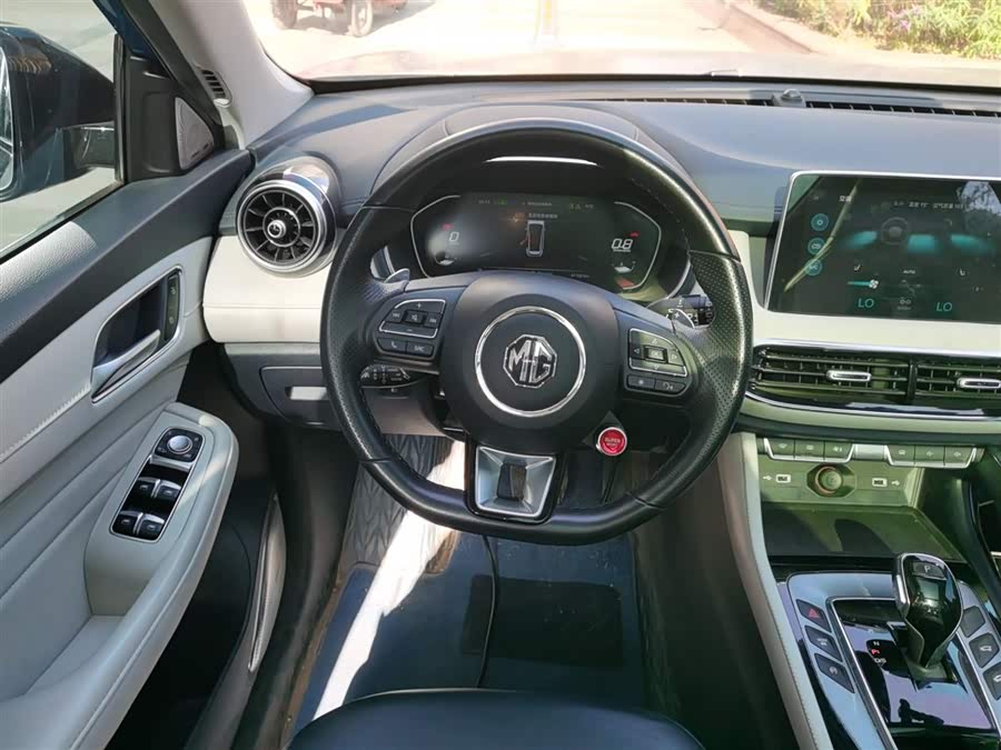 MG Pilot 2023 car image #4