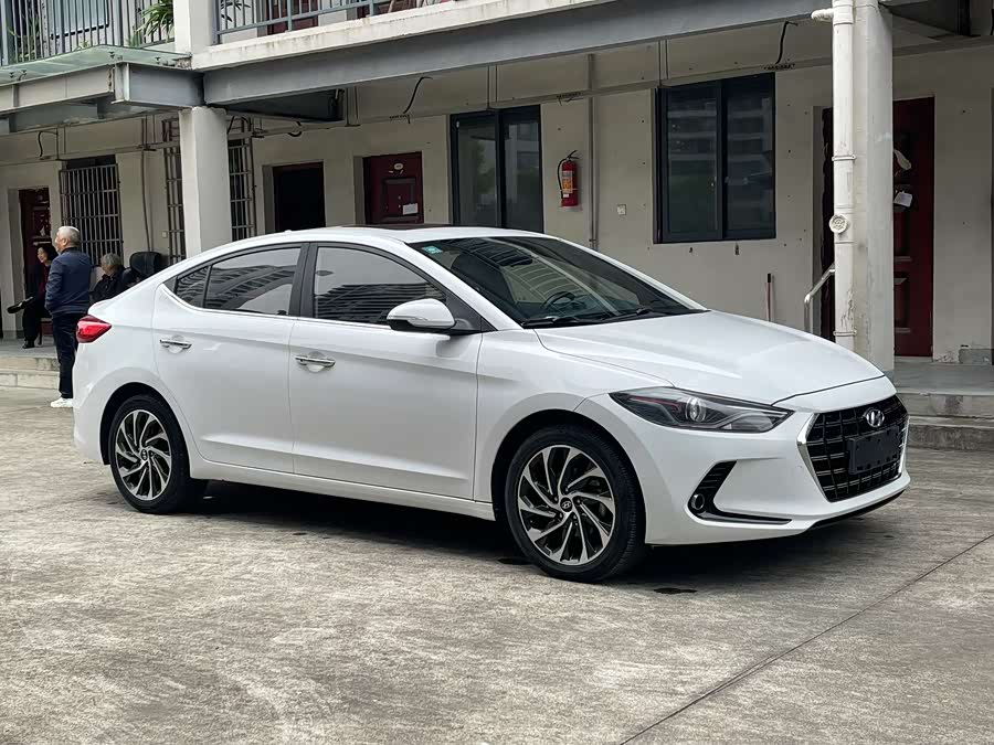 Hyundai Elantra AD 2019 #4 Hyundai Elantra AD 2019 car image #4