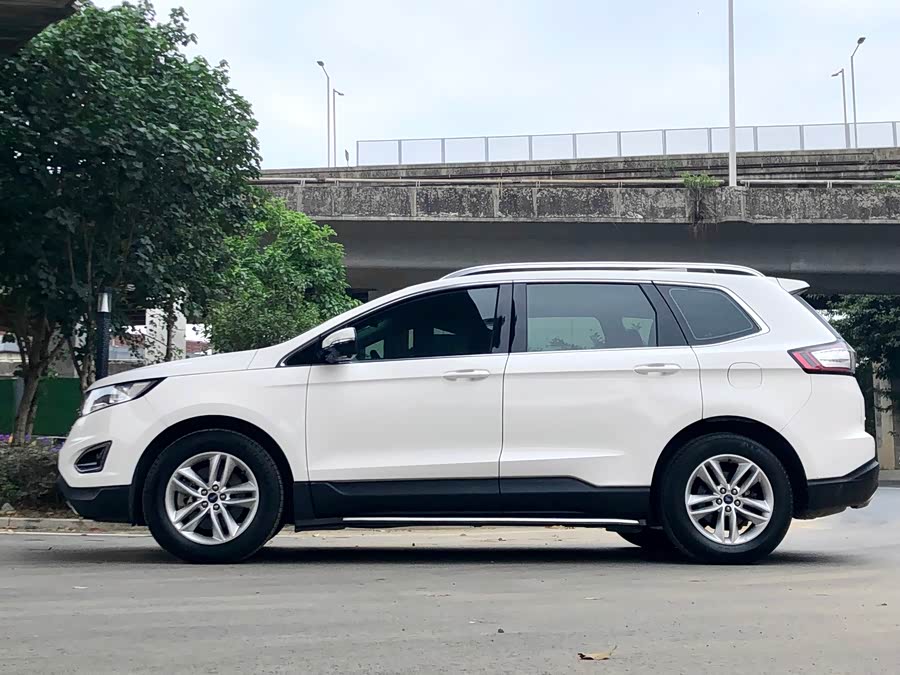 Ford Edge 2018 car image #4