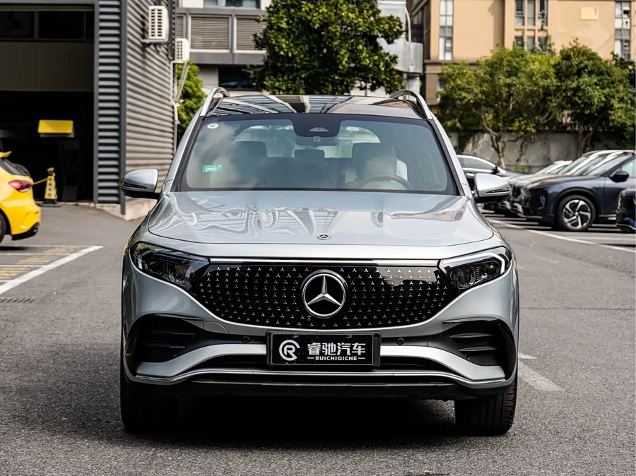 Mercedes-Benz EQB Class 2025 car image #4