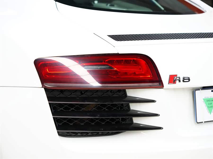 Audi R8 2016 car image #4