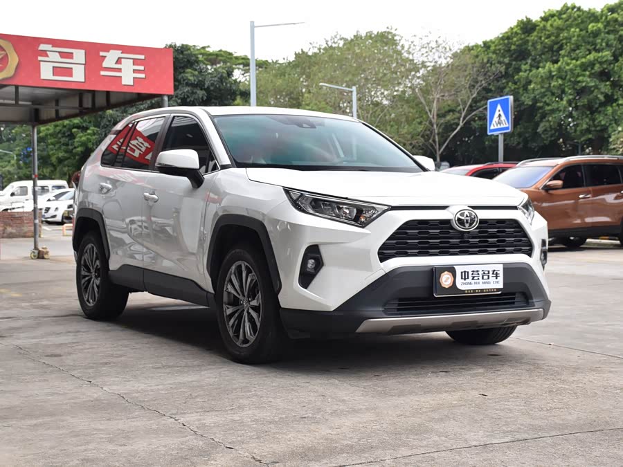 Toyota RAV4 2023 #4 Toyota RAV4 2023 immagine di auto #4