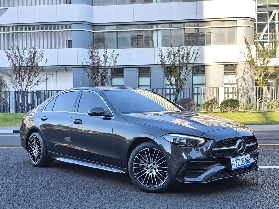Mercedes-Benz C Class 2023 image de voiture #4