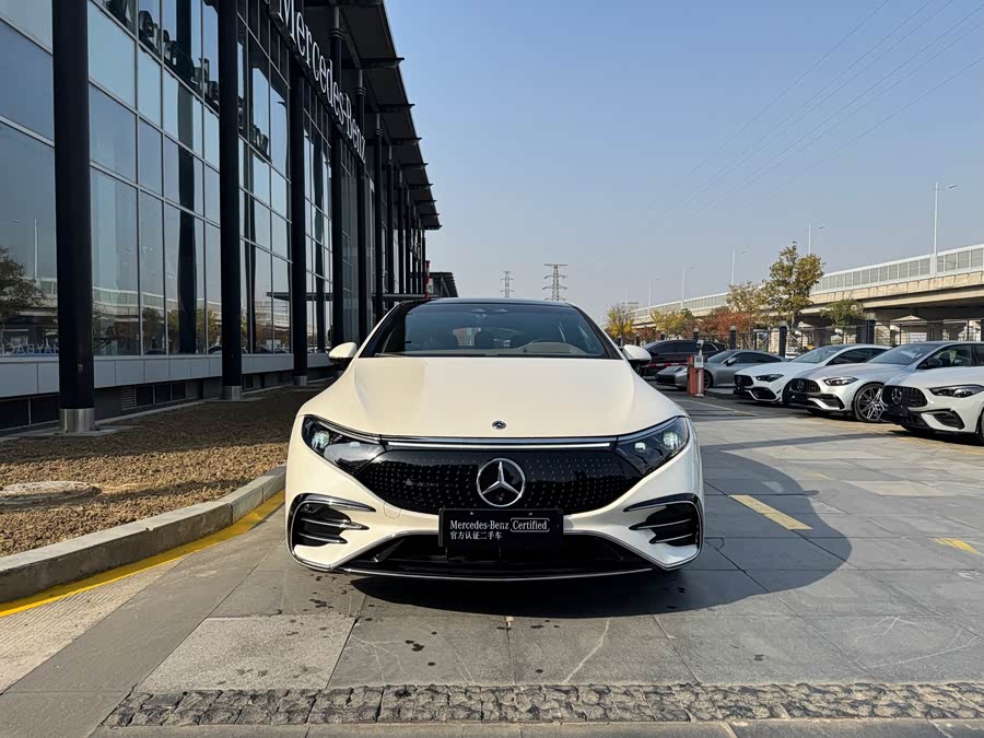 Mercedes-Benz EQS Class 2023 car image #4