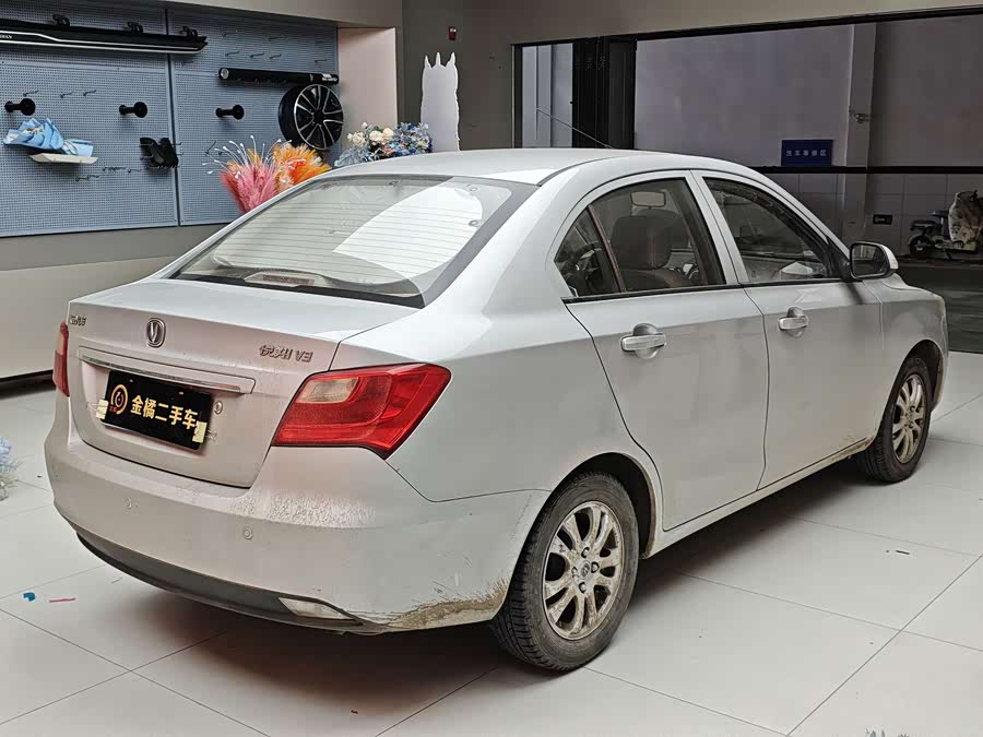 长安 悦翔V3 2015 汽车图片 #4