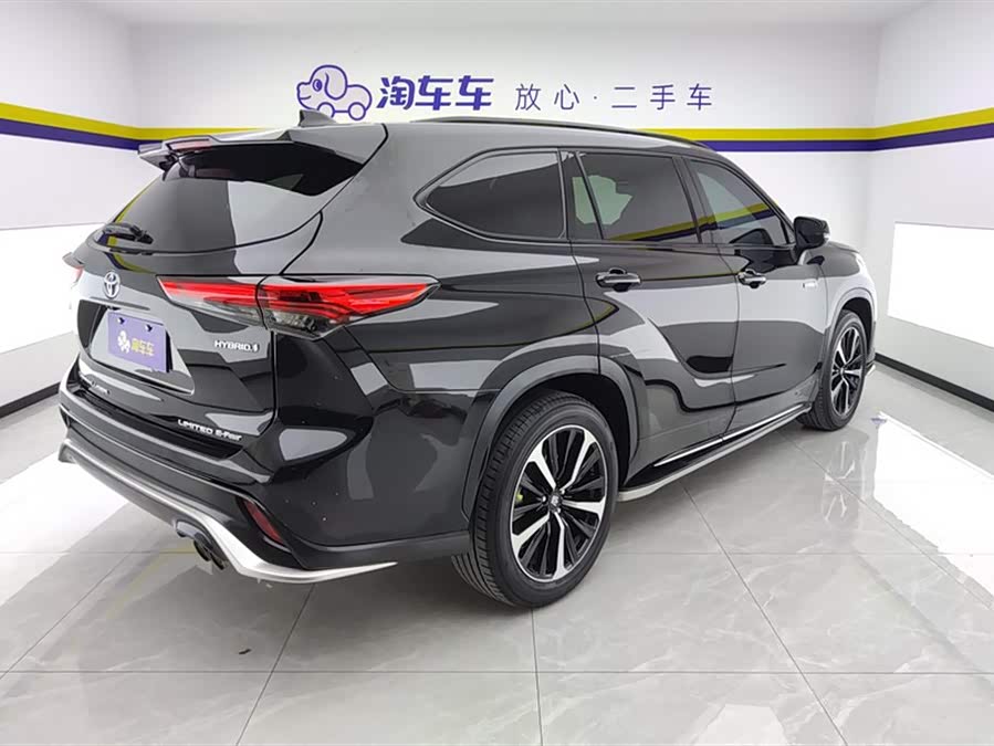 Toyota Crown Kluger 2023 #4 Toyota Crown Kluger 2023 car image #4