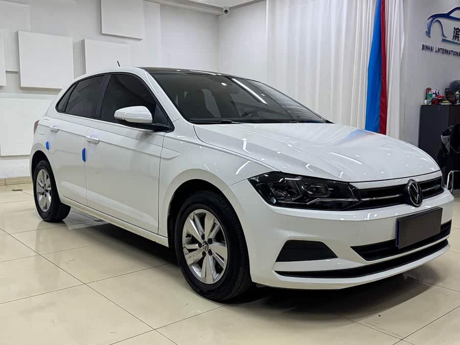 Volkswagen Polo 2021 car image #4