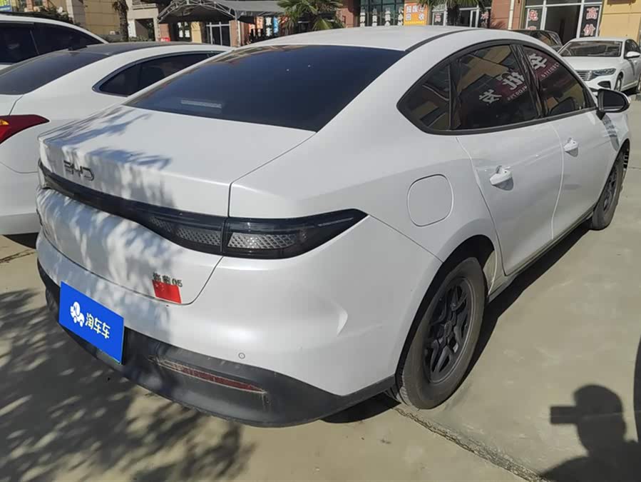 BYD Seal 05 DM-i 2025 #4 BYD Seal 05 DM-i 2025 car image #4