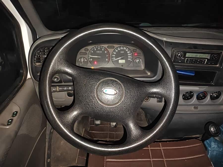 Ford Transit Classic 2016 car image #4