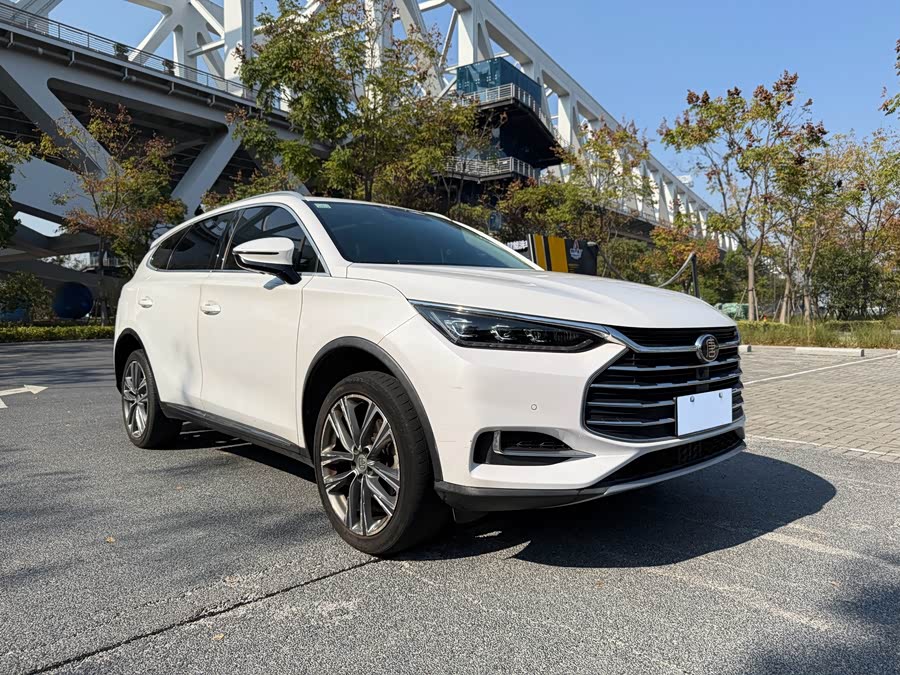 BYD Tang 2019 car image #4