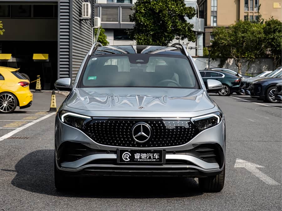 Mercedes-Benz EQB Class 2025 #4 Mercedes-Benz EQB Class 2025 car image #4