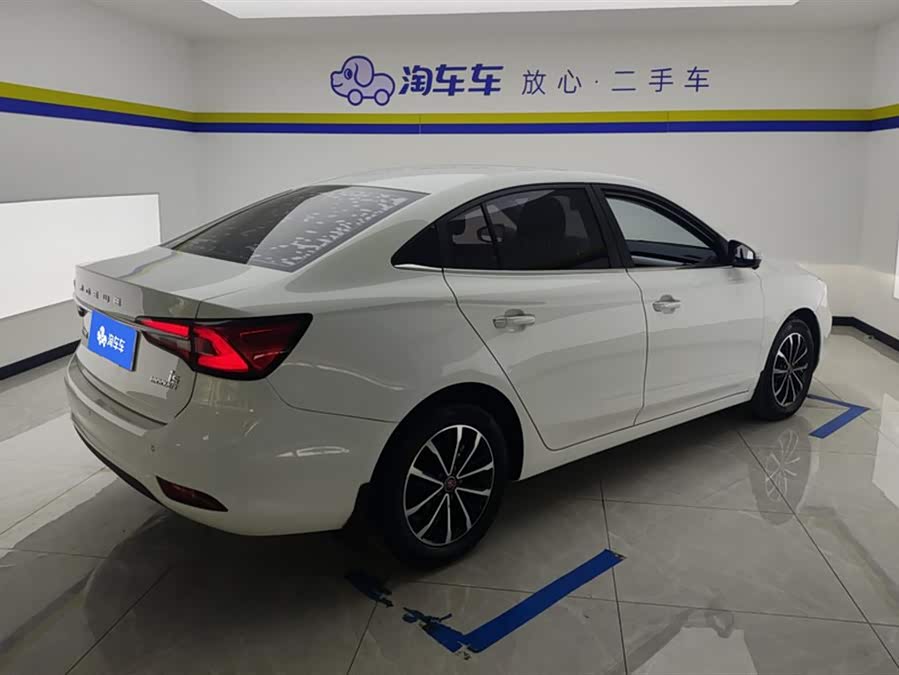 Roewe i5 2021 car image #4
