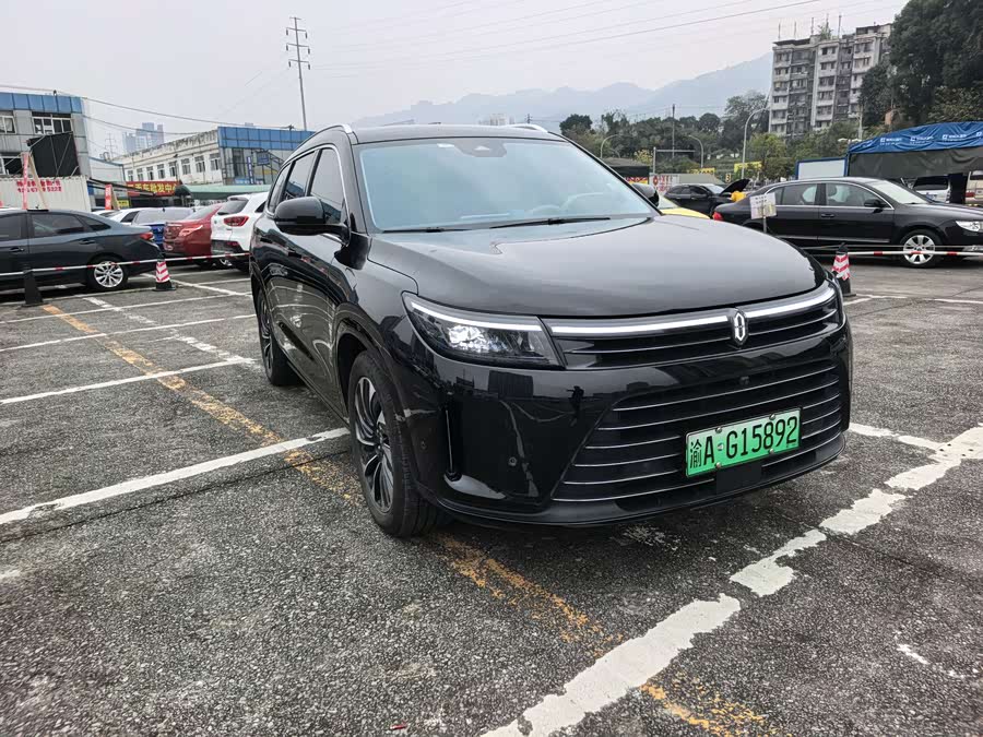 2024 car image #4