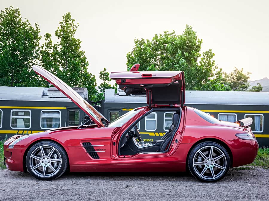 Mercedes-Benz SLS AMG 2014 car image #4