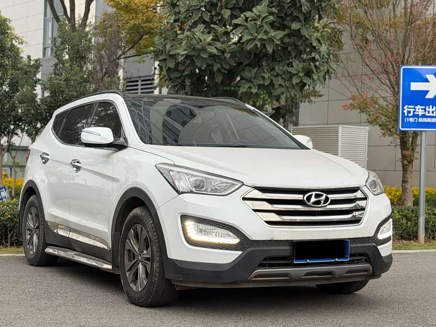 Hyundai 2016 car image #4
