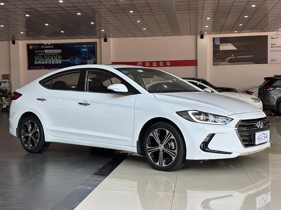 Hyundai Elantra AD 2019 car image #4