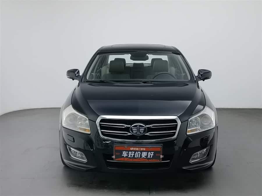 2012 car image #4