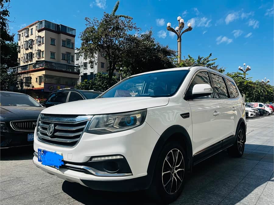 Forthing SX6 2018 car image #4