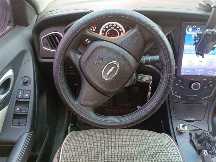 GAC Trumpchi GA3S 2017 imagem de carro #4