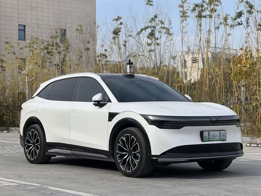 Zeekr 7X 2024 car image #4