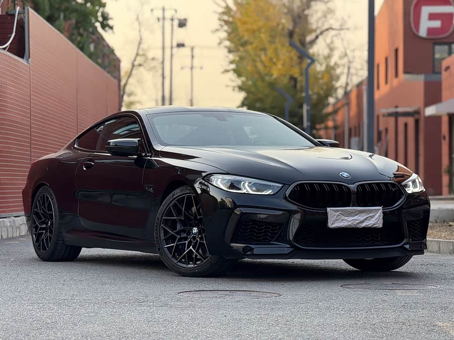 BMW M8 2021 #4 BMW M8 2021 car image #4