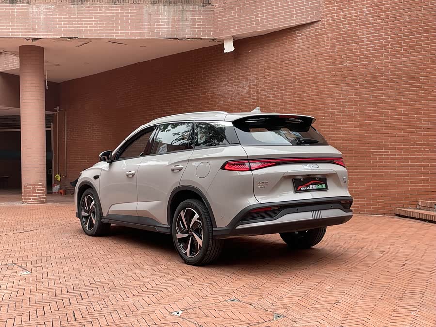 BYD Sea Lion 05 DM-i 2025 car image #4