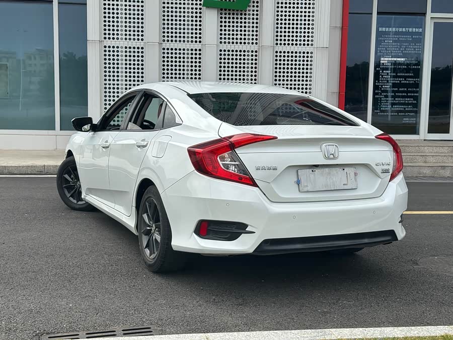 Honda Civic 2021 car image #4