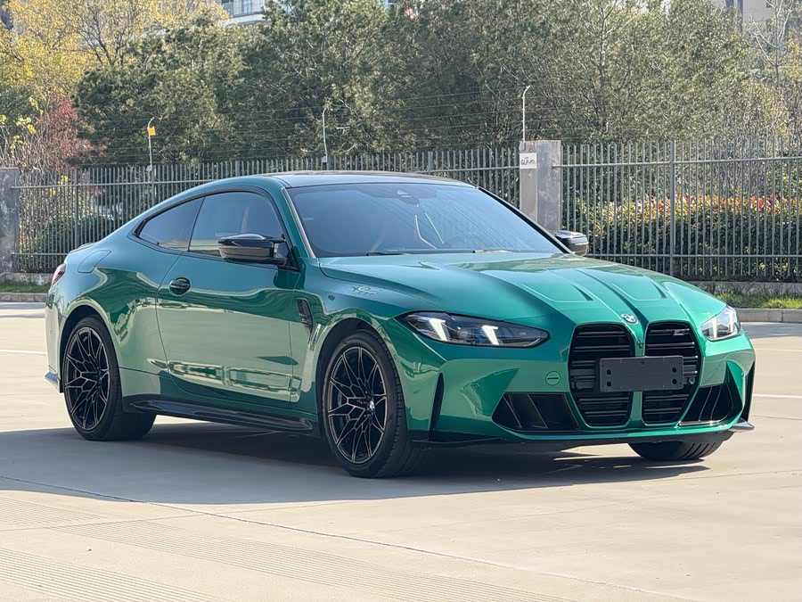 BMW M4 2025 image de voiture #4