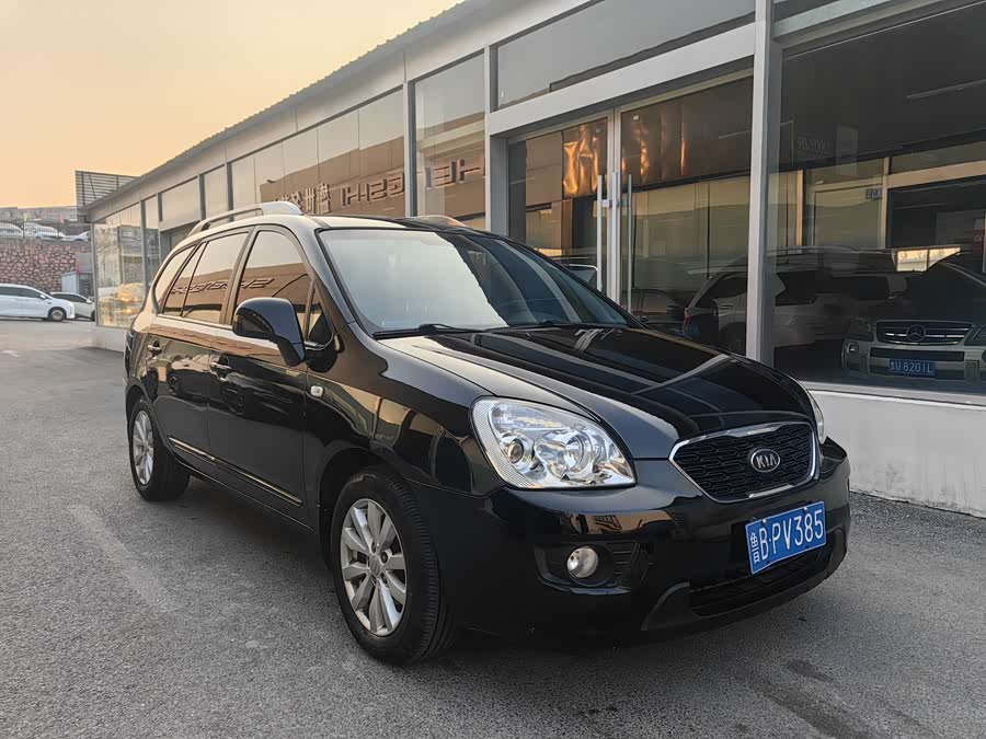 Kia Carens 2012 image de voiture #4