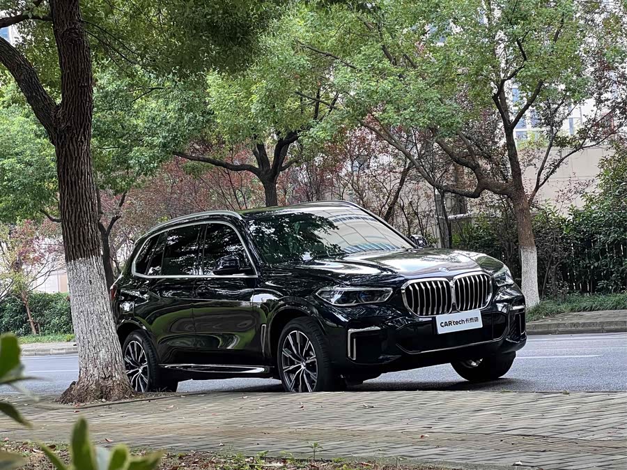 BMW X5 2022 car image #4