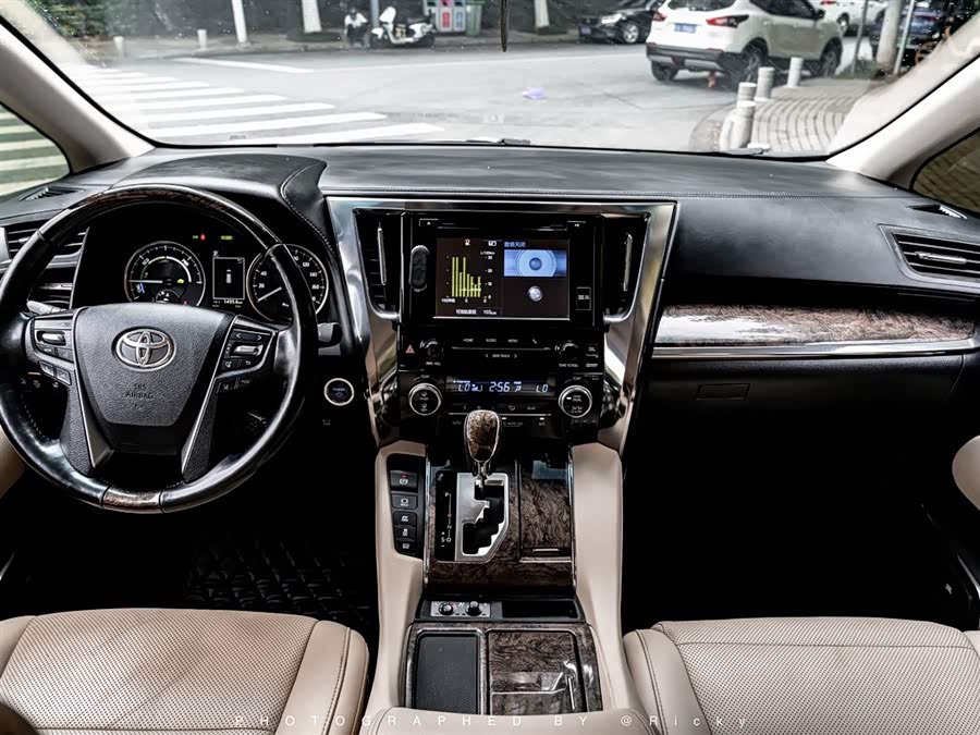 丰田 埃尔法 2019 汽车图片 #4