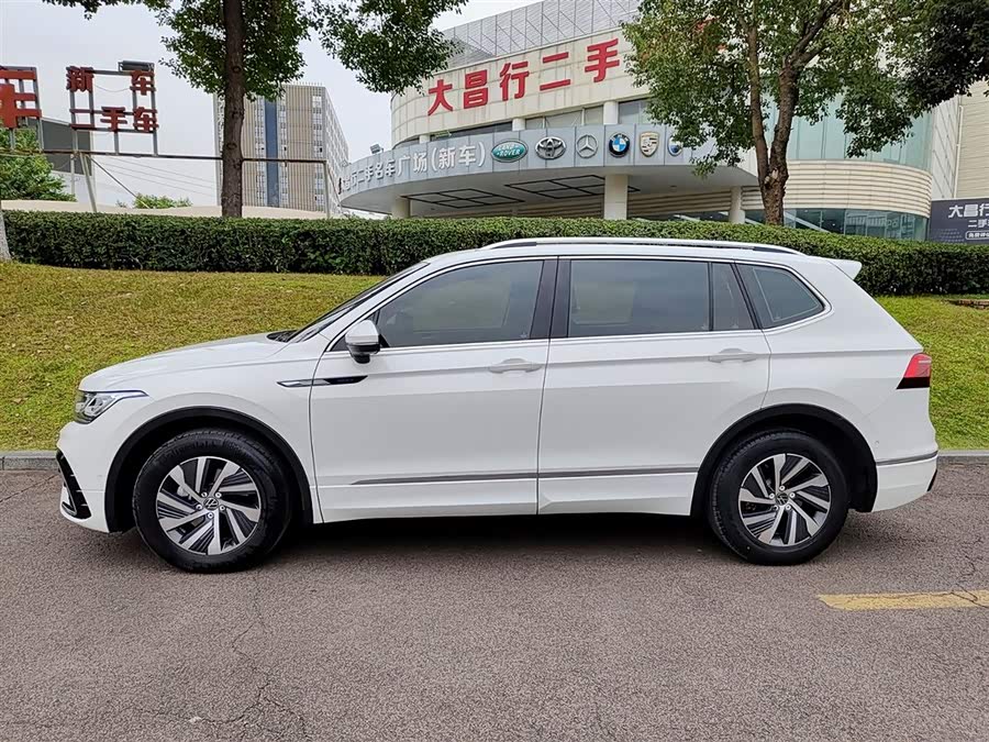 Volkswagen Tiguan L New Energy 2023 car image #4