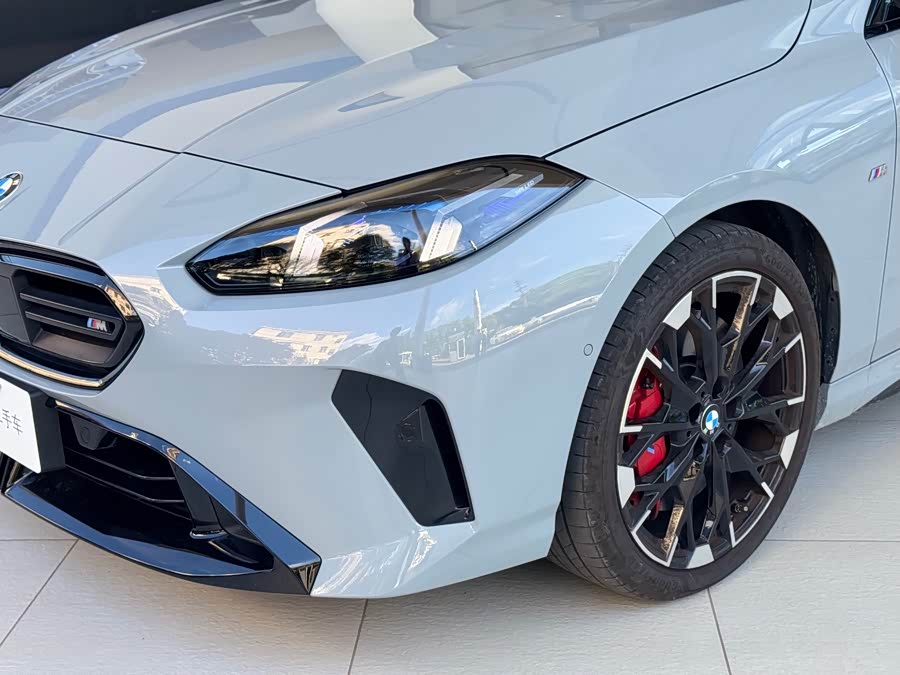 BMW M235L 2025 car image #4