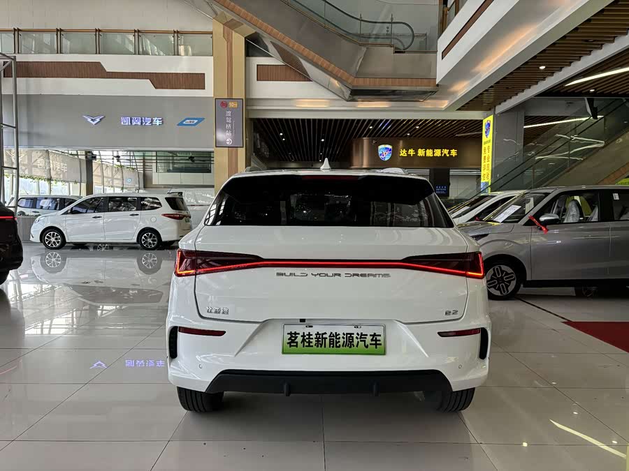 BYD e2 2020 #4 BYD e2 2020 imagen de coche #4