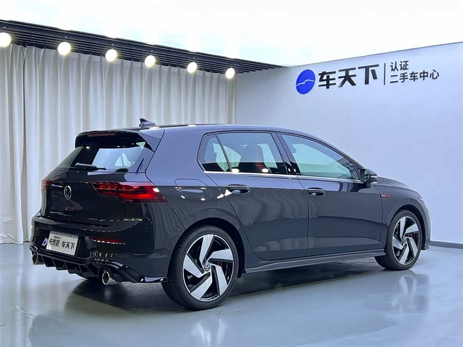 Volkswagen GolfGTI 2025 car image #4