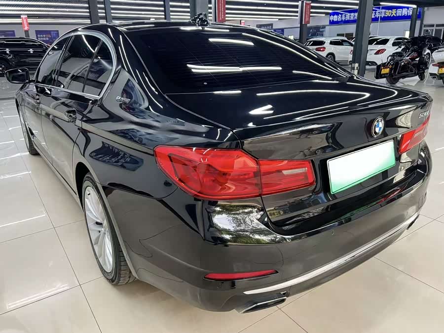 BMW 5 Series New Energy 2019 car image #4