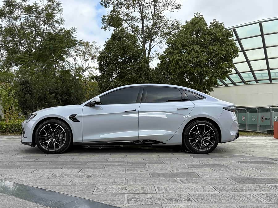 BYD Seal 2025 #4 BYD Seal 2025 immagine di auto #4