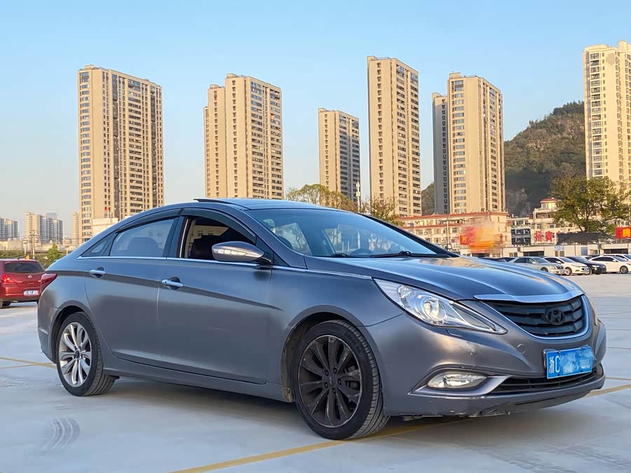 Hyundai Sonata 2011 image de voiture #4