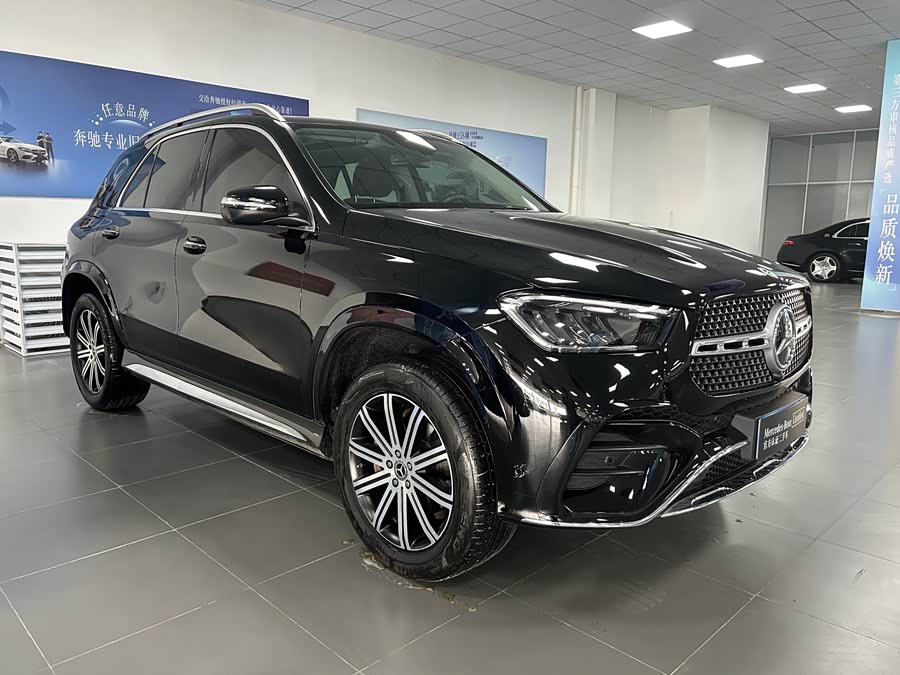 Mercedes-Benz GLE Class 2025 immagine di auto #4