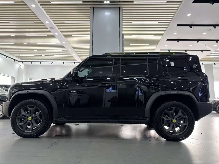 Jetour Traveller 2023 car image #4