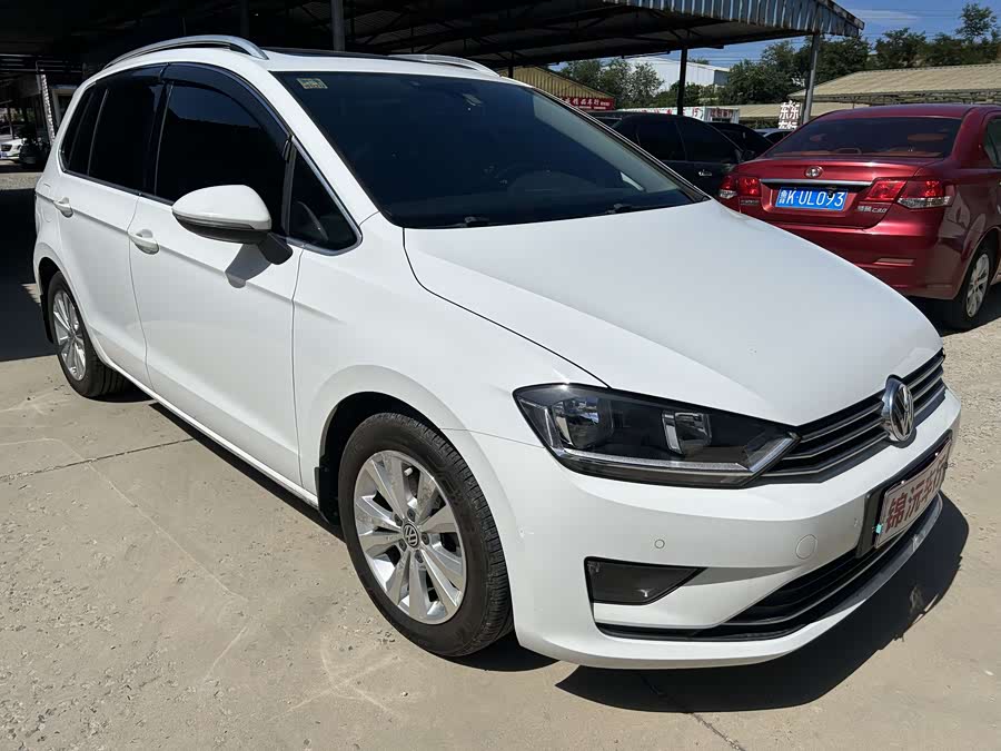 Volkswagen Golf Sportsvan 2018 car image #4